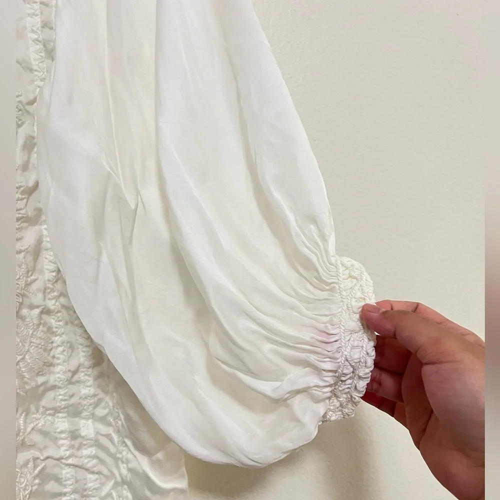 ❤️ Zara floral emboridered satin effect top - Picture 3 of 3